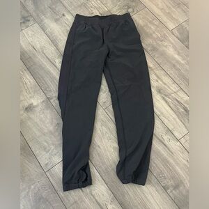 Adorable black girls joggers. Lined. Snaps on bottom. Pockets.